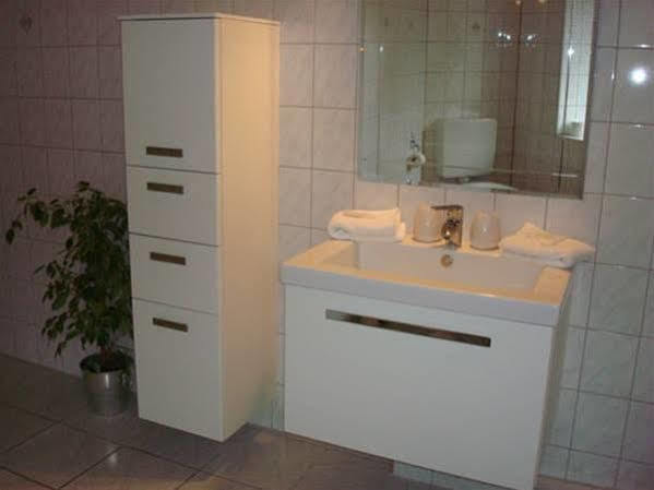 Hotel Am Nordkreuz Гаррісле Екстер'єр фото